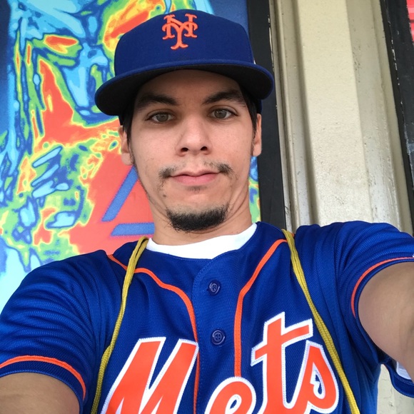 Meet your Posher, Alex - Picture 2 of 6